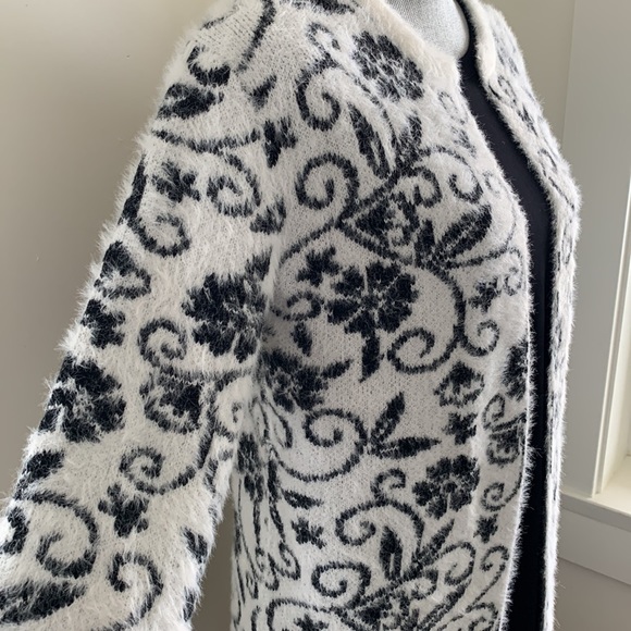 Baciano cardigan - Picture 2 of 13